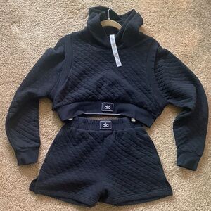 Alo Yoga Hoodie and Shorts Set. Black. Size Small. GUC!
